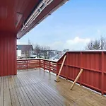 Perfect House In With Sea-view * Henningsvær