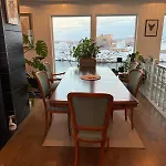 Perfect House In With Sea-view Henningsvær
