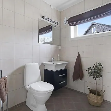 Perfect House In With Sea-view 度假居