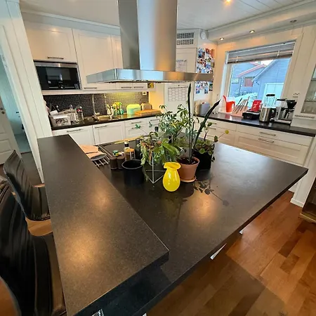 度假居 Perfect House In With Sea-view 亨宁斯韦尔